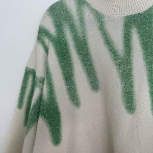 Verge Girl White/Green Sweater